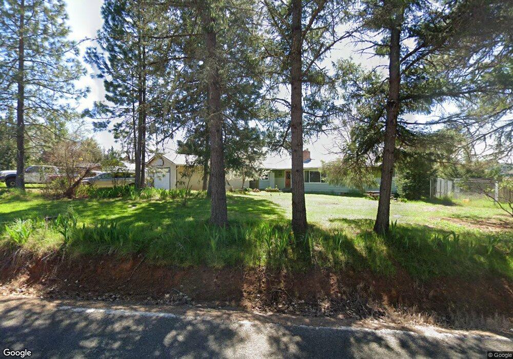 1061 Rainbow Dr, Grants Pass, OR 97526 - photo 1