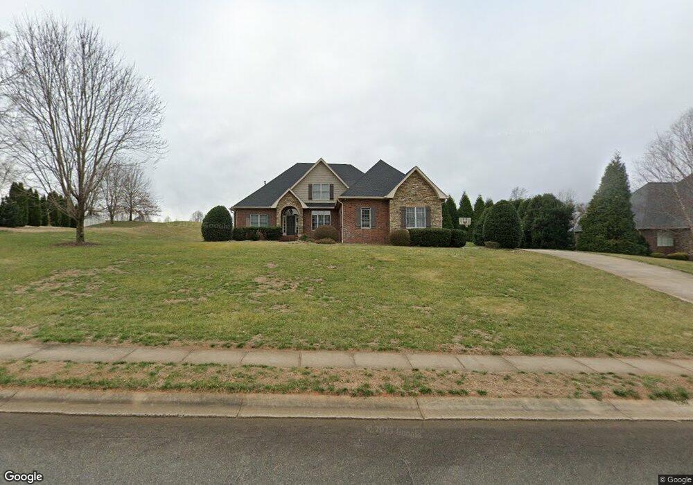 725 Cedar Hill Dr, Shelby, NC 28152 - photo 1