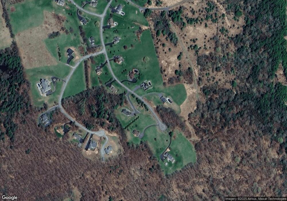 308 Kernwood Dr, Honesdale, PA 18431 - photo 1