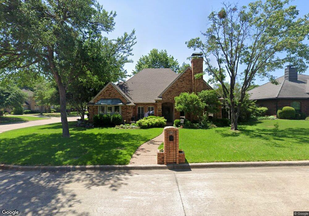701 Paul Dr, Hurst, TX 76054 - photo 1