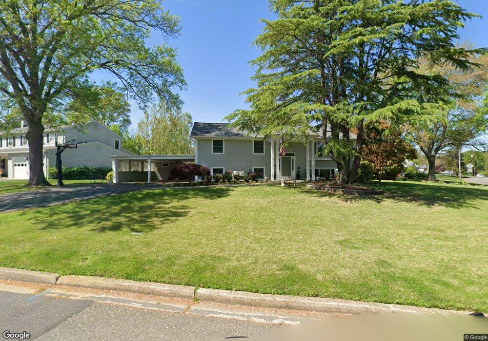 9022 Greylock St, Alexandria, VA 22308 - photo 1