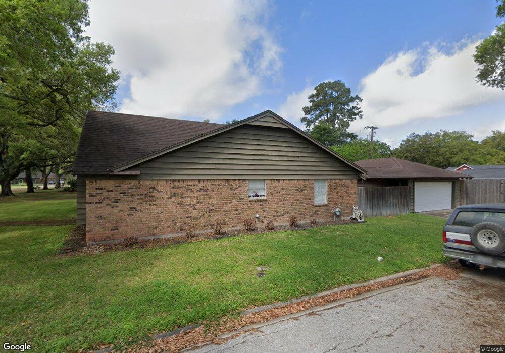 2421 Large St, Bay City, TX 77414 - photo 1