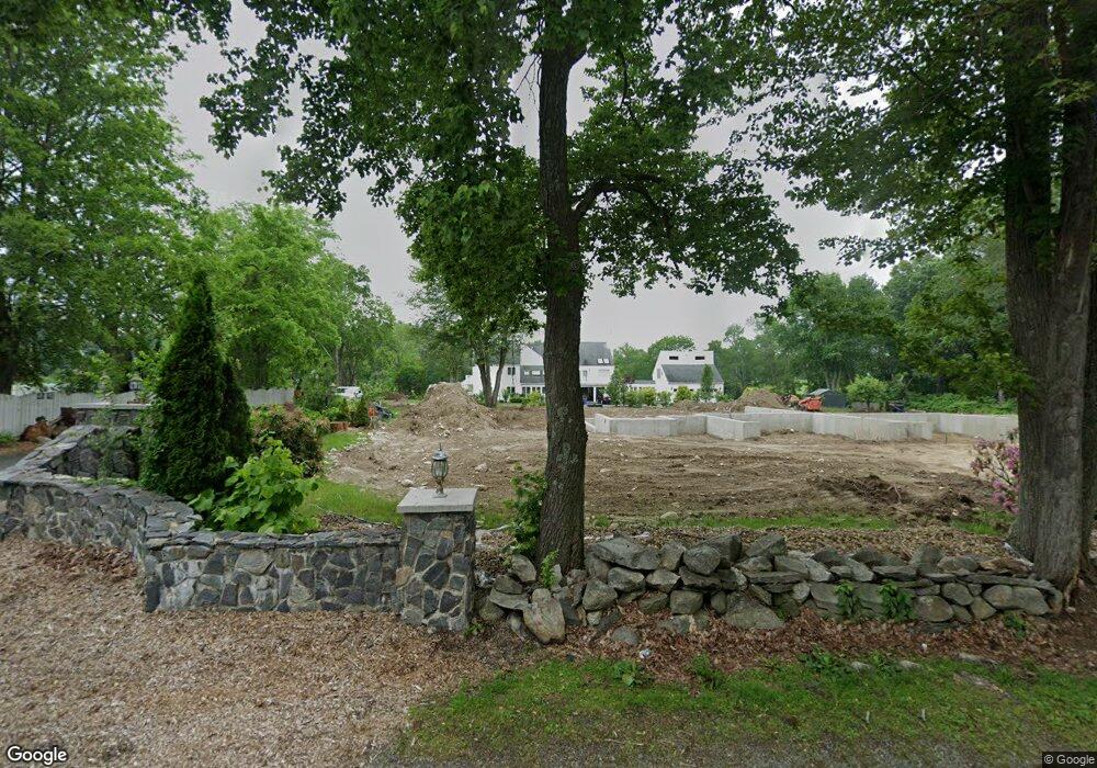 830 Mammoth Rd, Dracut, MA 01826 - photo 1