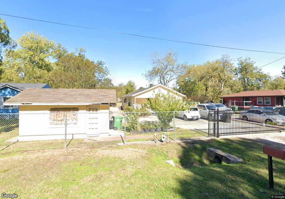 2120 Ellington St, Houston, TX 77088 - photo 1