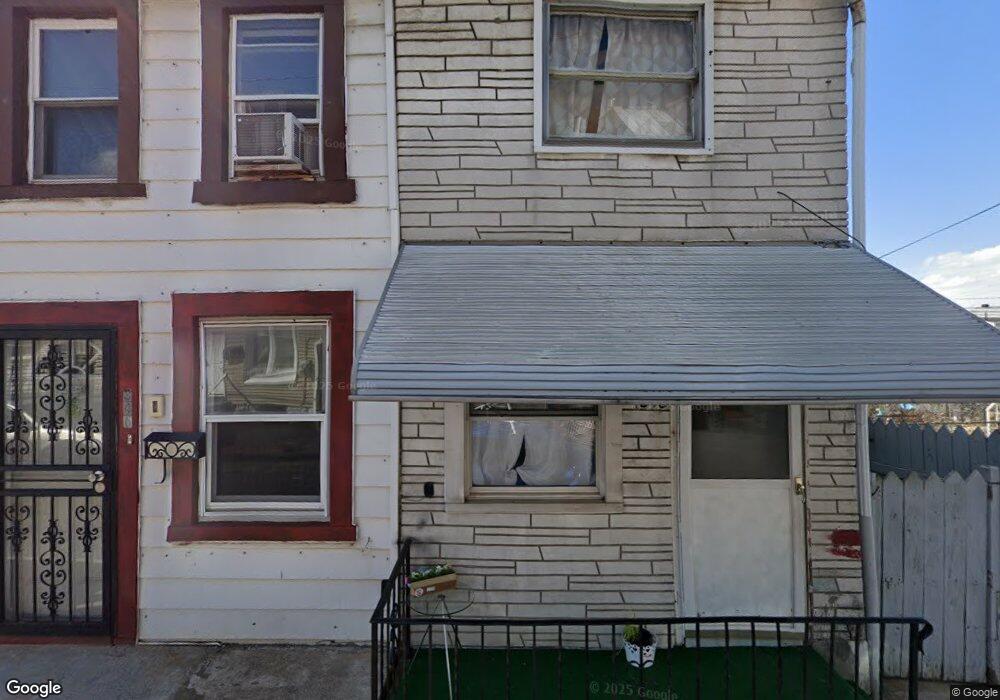 348 Locust St, Reading, PA 19604 - photo 1