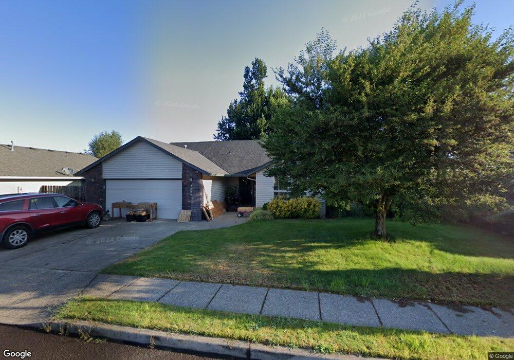 1330 SE 12th Loop, Canby, OR 97013 - photo 1