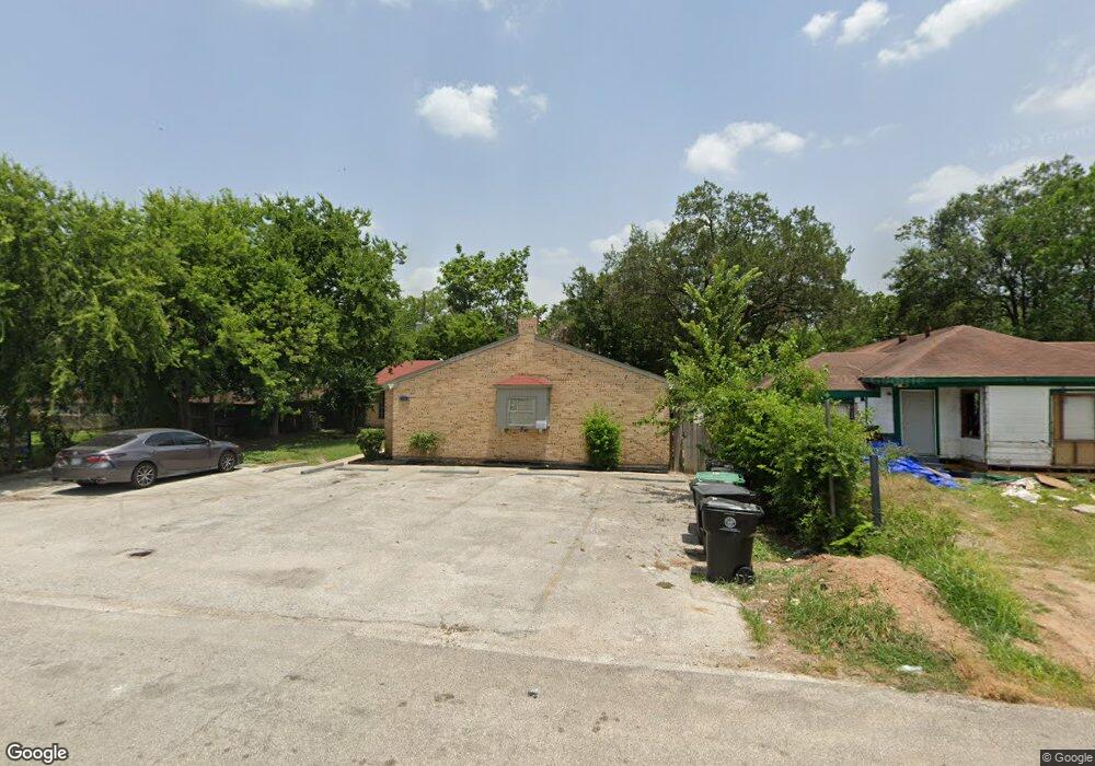 6815 Beachwood St, Houston, TX 77021 - photo 1