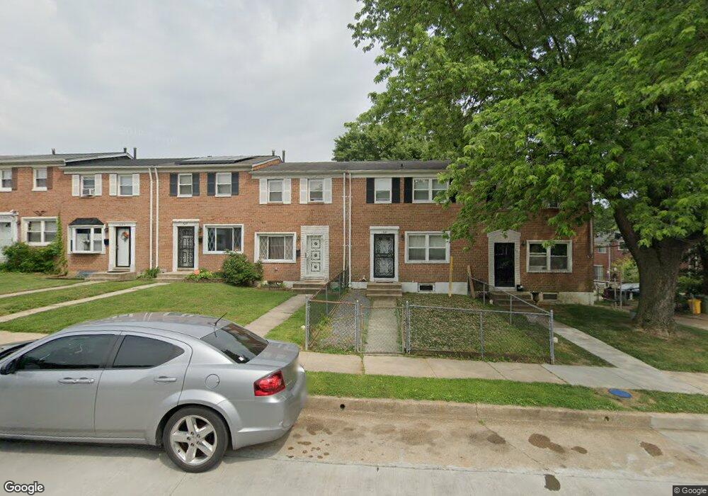 627 Markham Rd, Baltimore, MD 21229 - photo 1