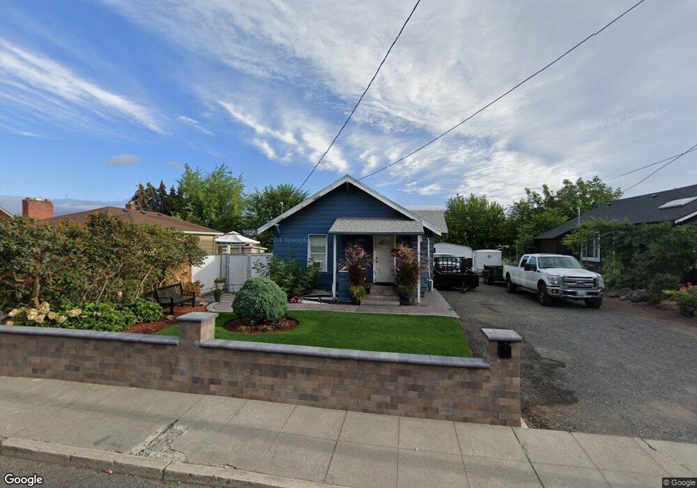 1425 E 13th St, the Dalles, OR 97058 - photo 1