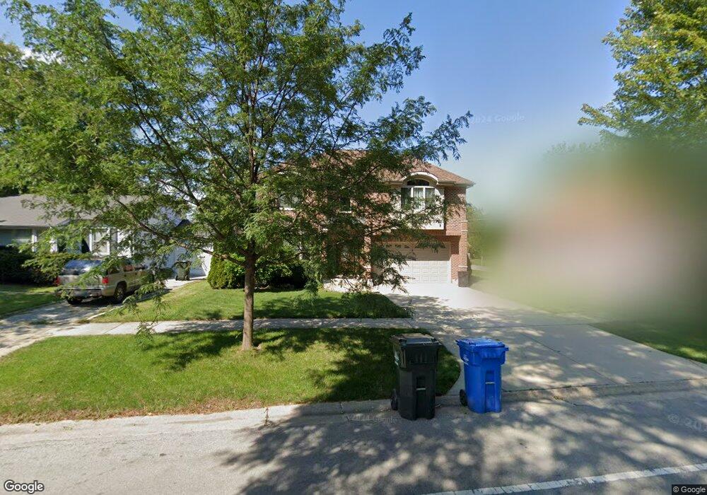 822 E Prairie Ave, Des Plaines, IL 60016 - photo 1