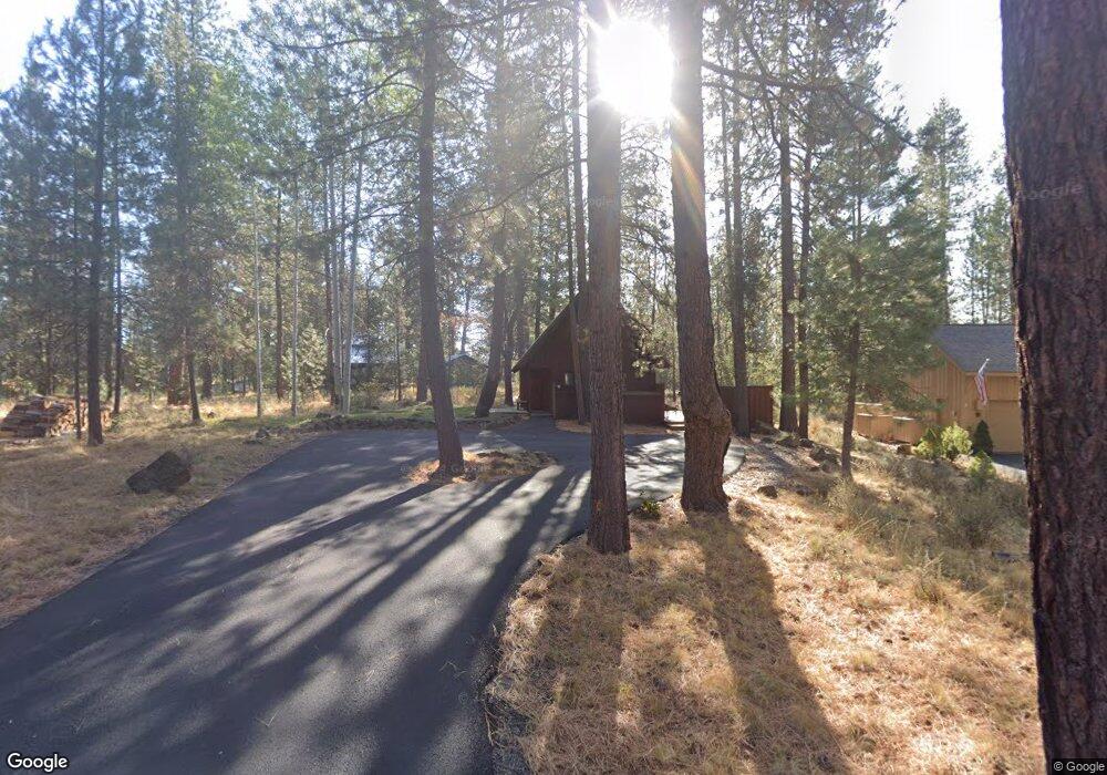 56836 Pineneedle Ln, Bend, OR 97707 - photo 1