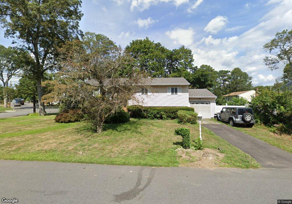 7 Wright St, West Babylon, NY 11704 - photo 1