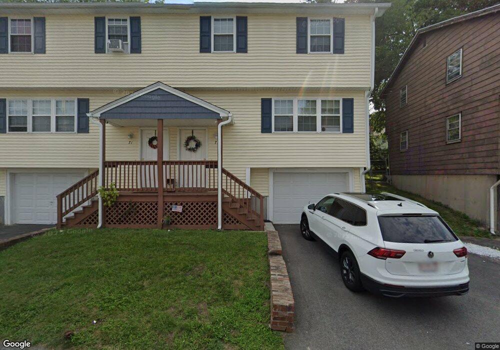 71 Thornton St unit 73, Lawrence, MA 01841 - photo 1