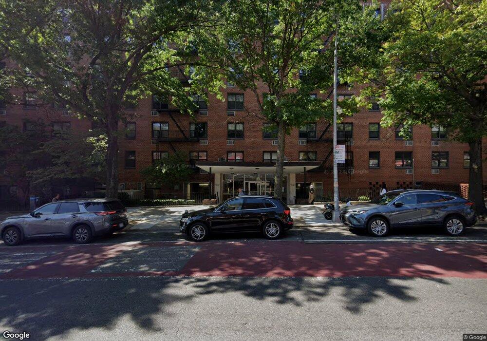 4260 Main St unit Medica, Flushing, NY 11355 - photo 1