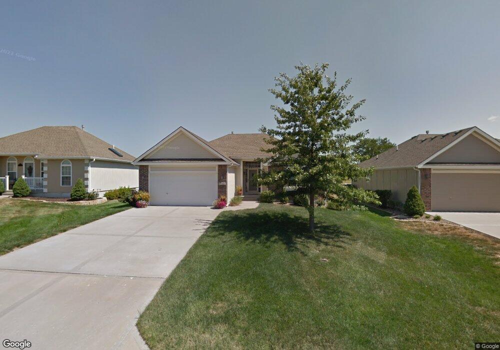 1930 Meadowlark Dr, Raymore, MO 64083 - photo 1