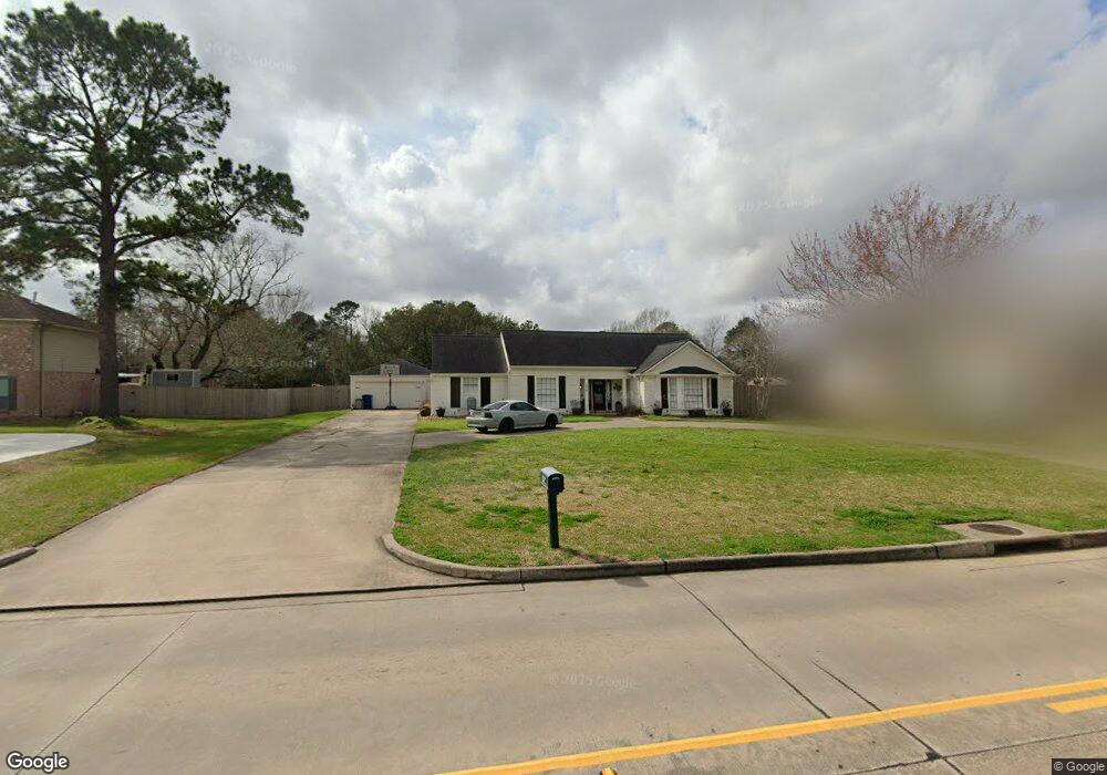 1010 Sunset Dr, Friendswood, TX 77546 - photo 1