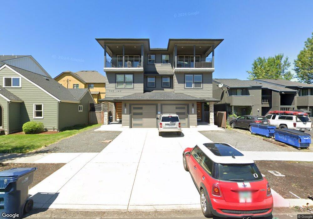 1660 Mill St, Eugene, OR 97401 - photo 1