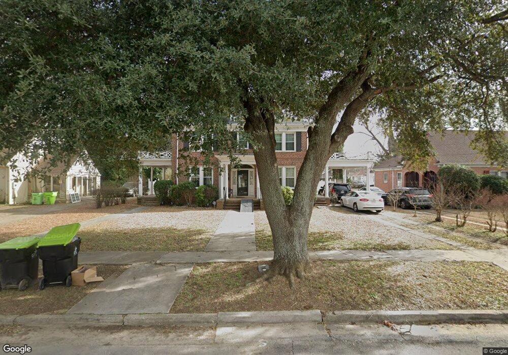 709 Sycamore St, Weldon, NC 27890 - photo 1