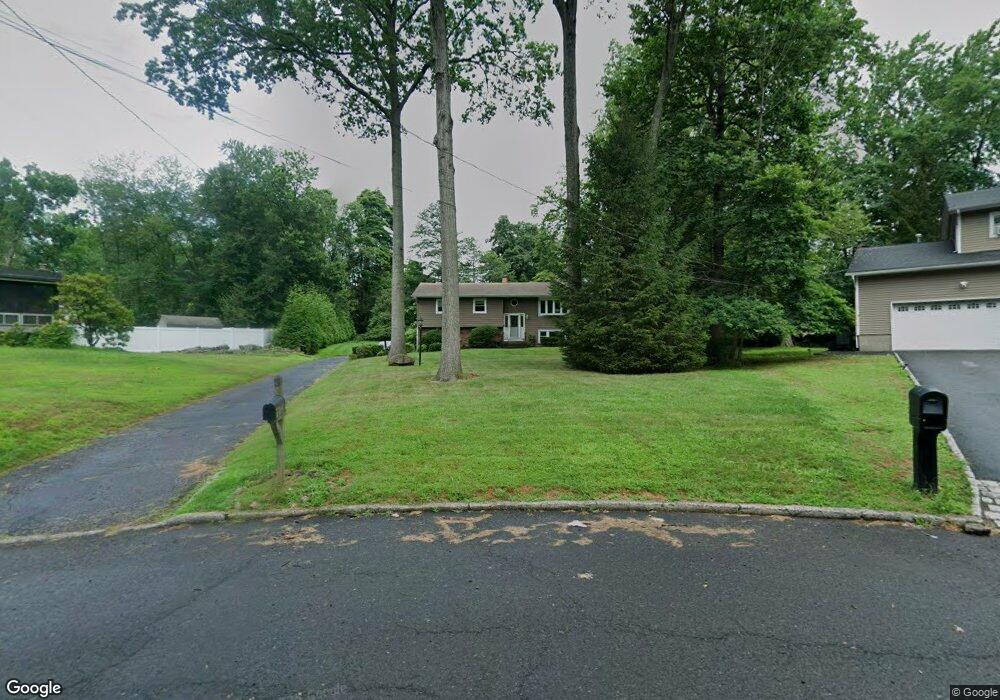 5 Hedge Row, New City, NY 10956 - photo 1