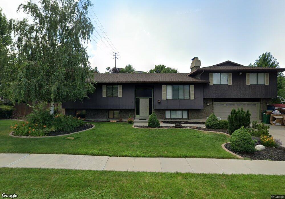 8196 S Portal Way, Sandy, UT 84093 - photo 1