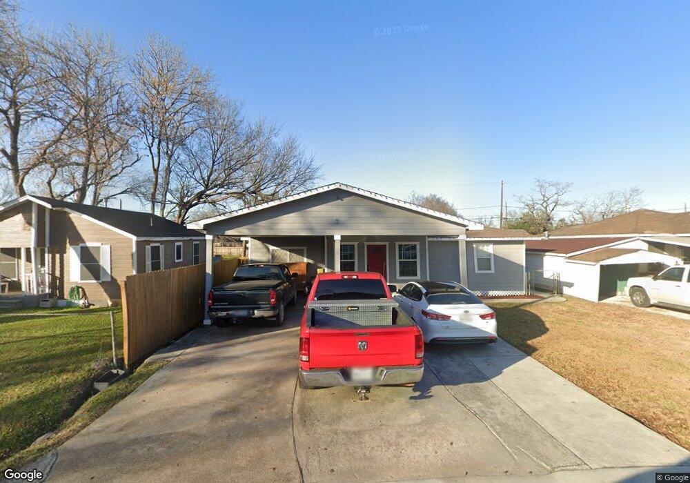 3301 Mooney Rd, Houston, TX 77093 - photo 1