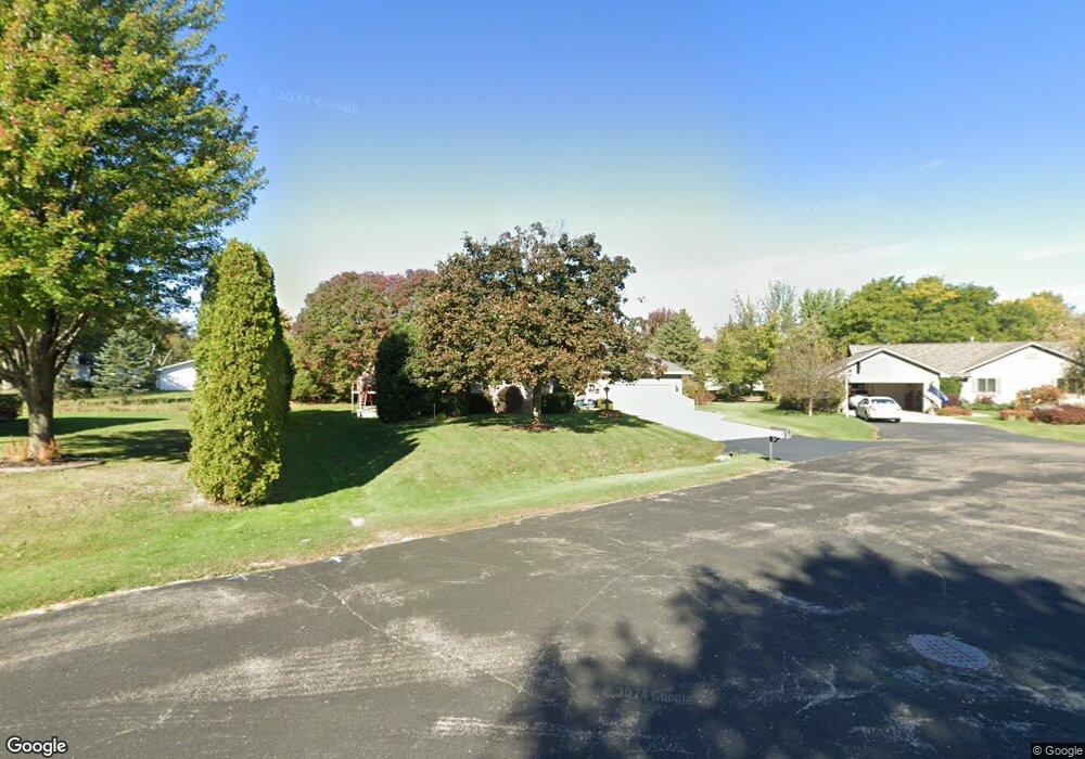 N9611 Darboy Dr, Appleton, WI 54915 - photo 1