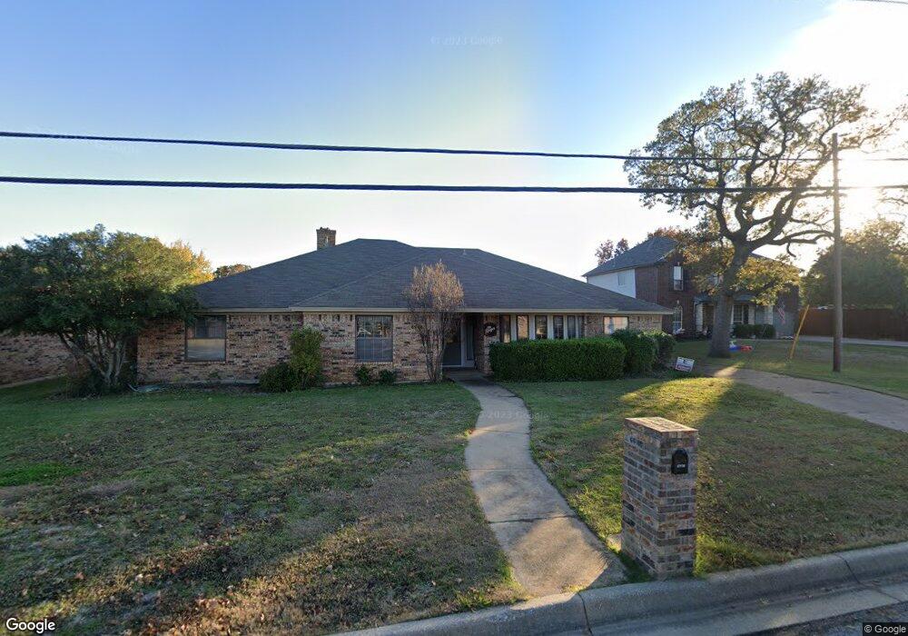 8908 Everglade Dr, North Richland Hills, TX 76182 - photo 1