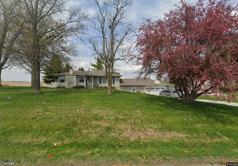 4220 N 4th Ave E, Newton, IA 50208 - photo 1