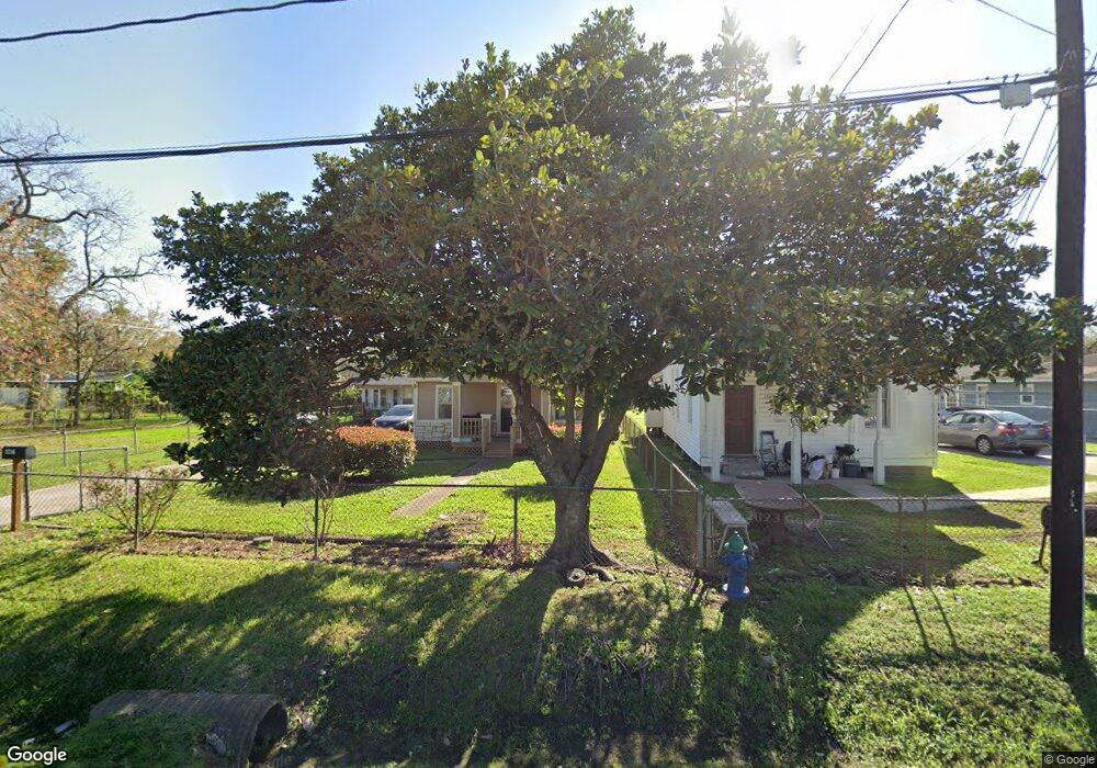 3716 Crane St, Houston, TX 77026 - photo 1