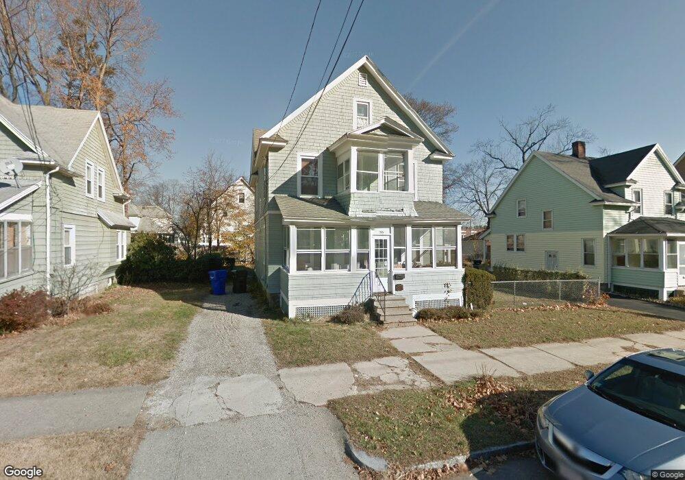 29 Ionia St, Springfield, MA 01109 - photo 1