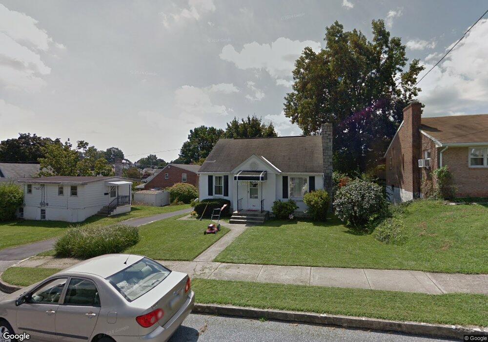 306 Fairmount Ave, Waynesboro, PA 17268 - photo 1