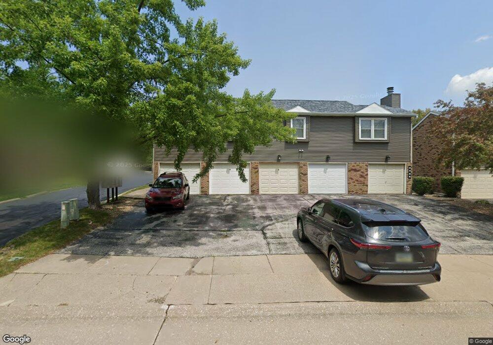 2426 E 51st St, Davenport, IA 52807 - photo 1
