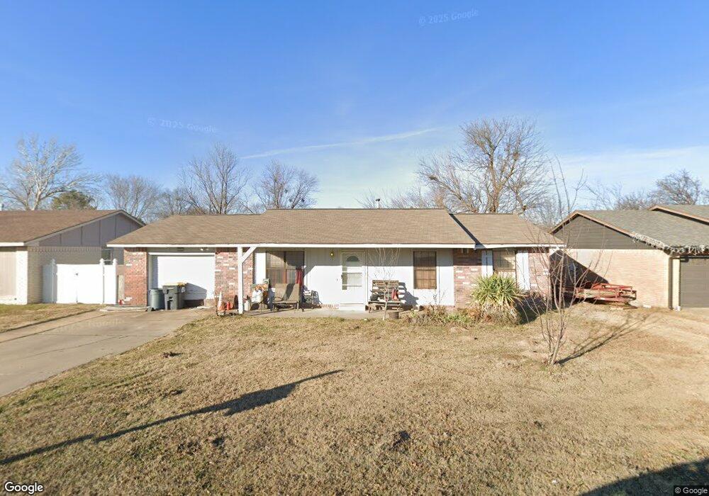 1057 E 144th Place, Glenpool, OK 74033 - photo 1