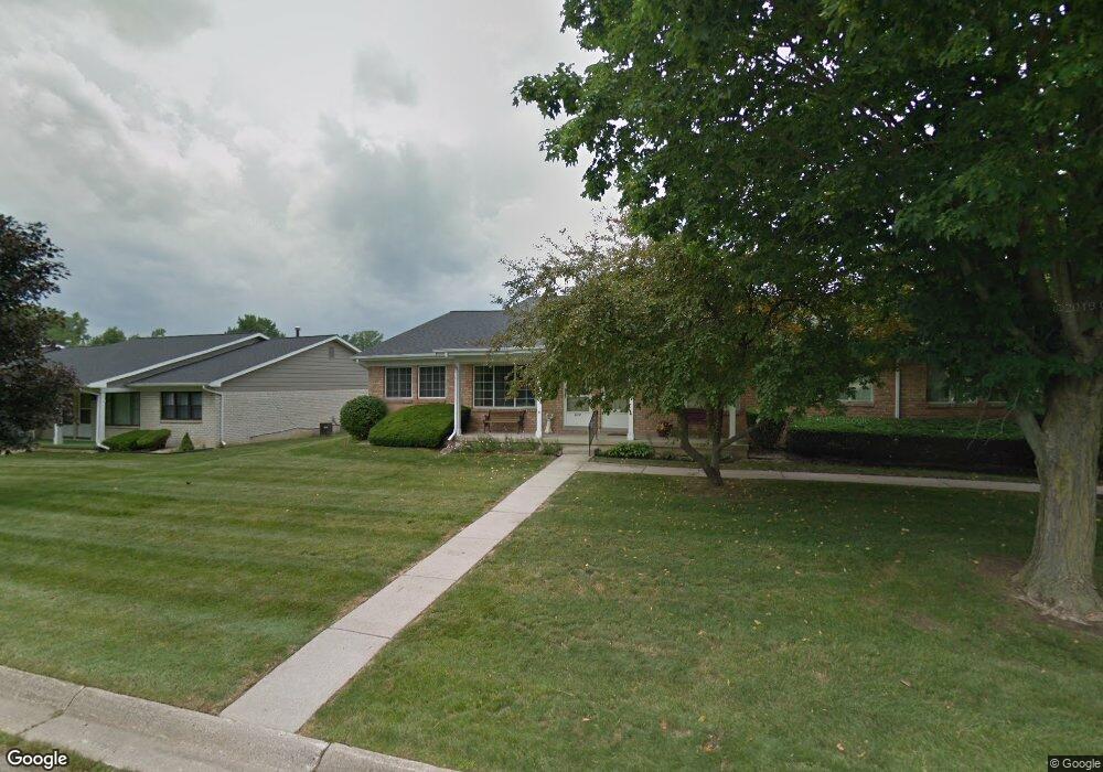 1131 Normandy Terrace Dr, Flint, MI 48532 - photo 1