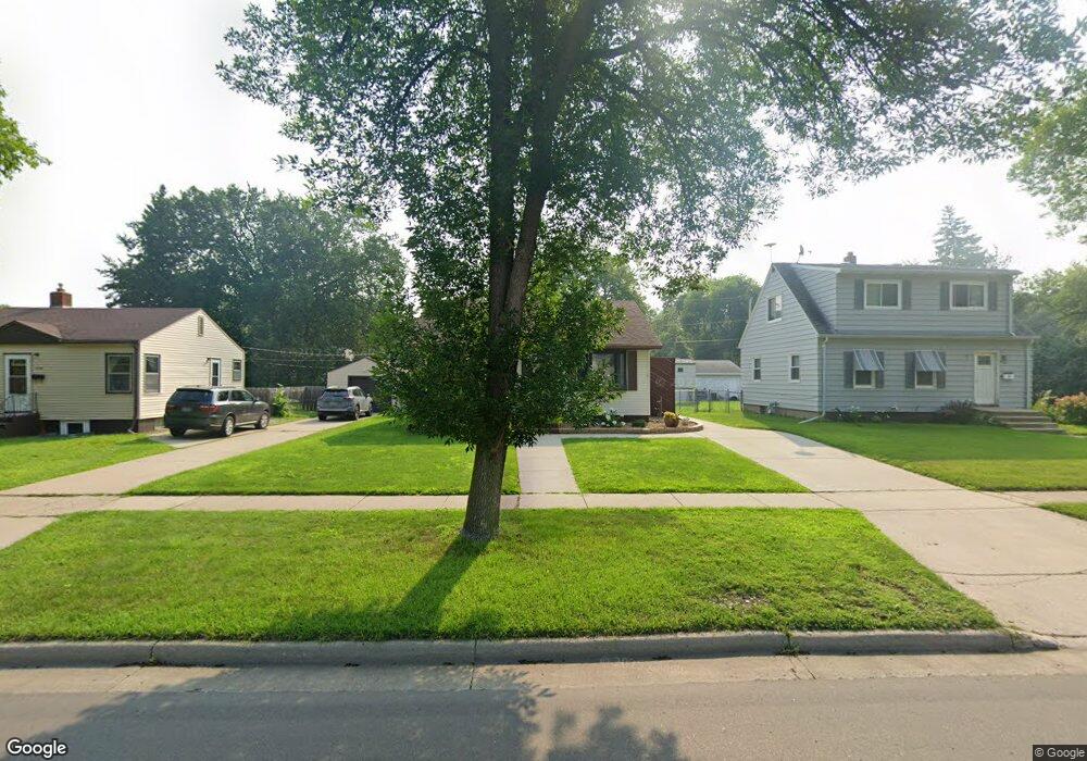 1705 3rd St N, Fargo, ND 58102 - photo 1