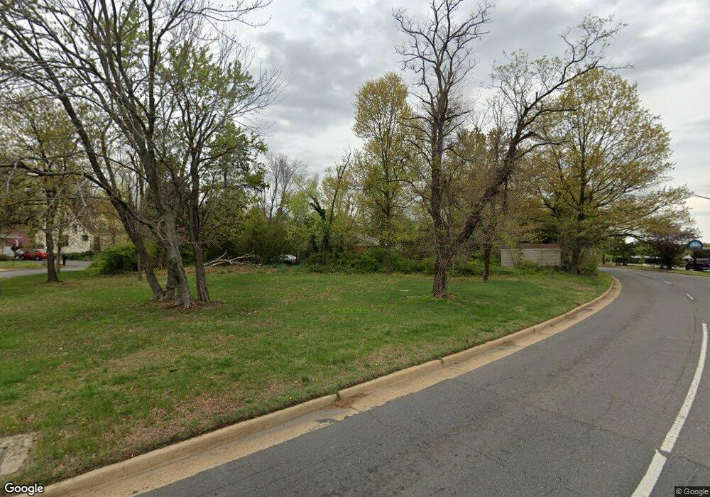 4719 Gloucester Rd, Alexandria, VA 22312 - photo 1