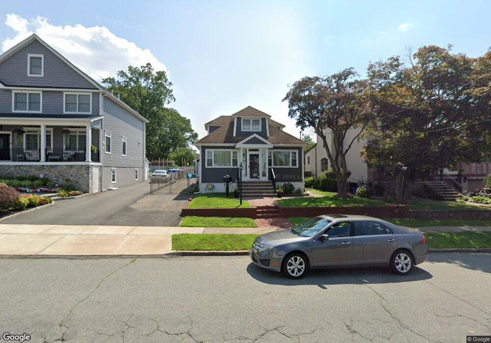 400 Page Ave, Lyndhurst, NJ 07071 - photo 1