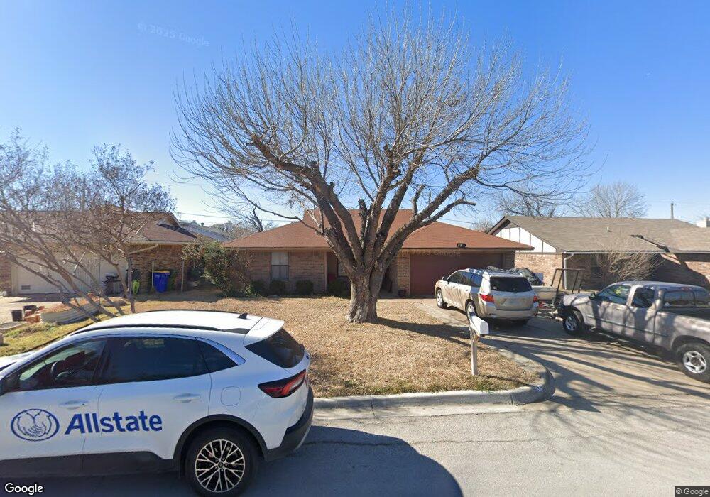 600 Allencrest Dr, Fort Worth, TX 76108 - photo 1