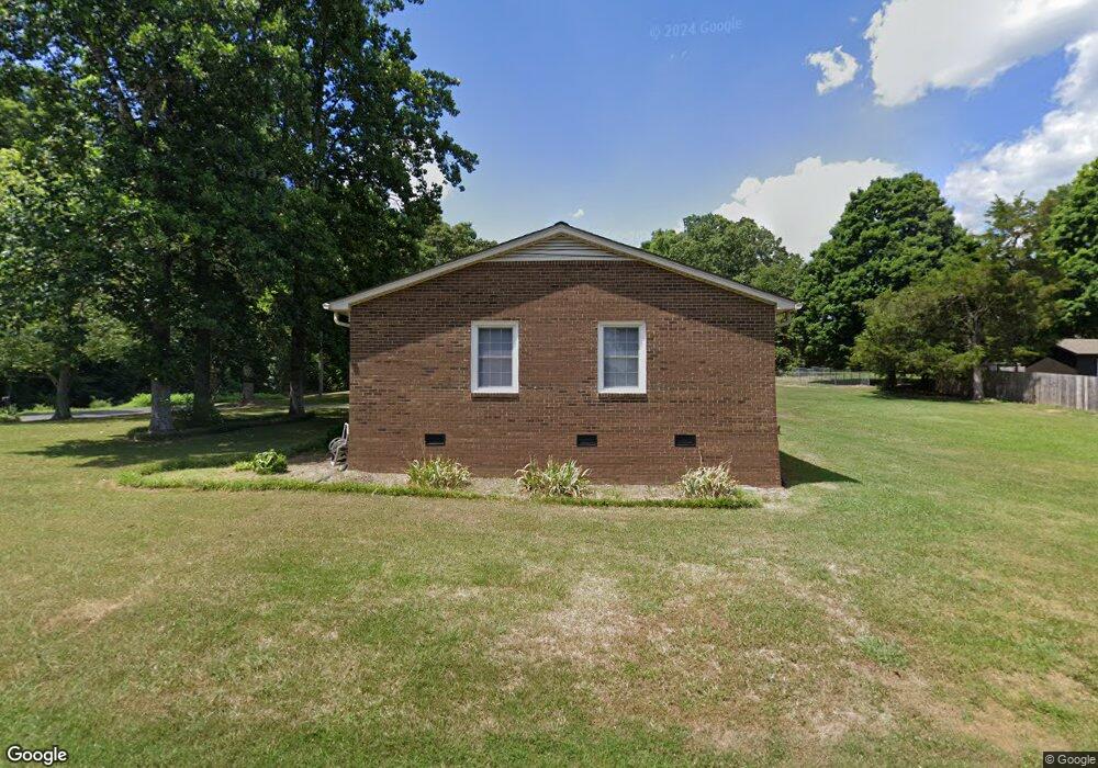 1533 Plantation Cir, Asheboro, NC 27205 - photo 1