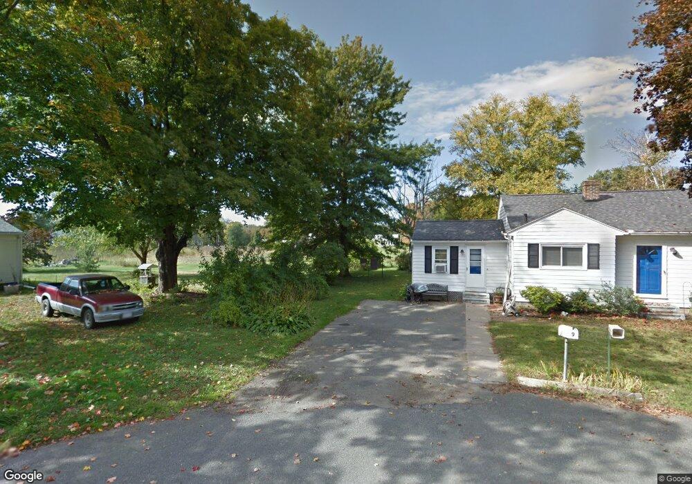 9 Isabel Ct, Hadley, MA 01035 - photo 1