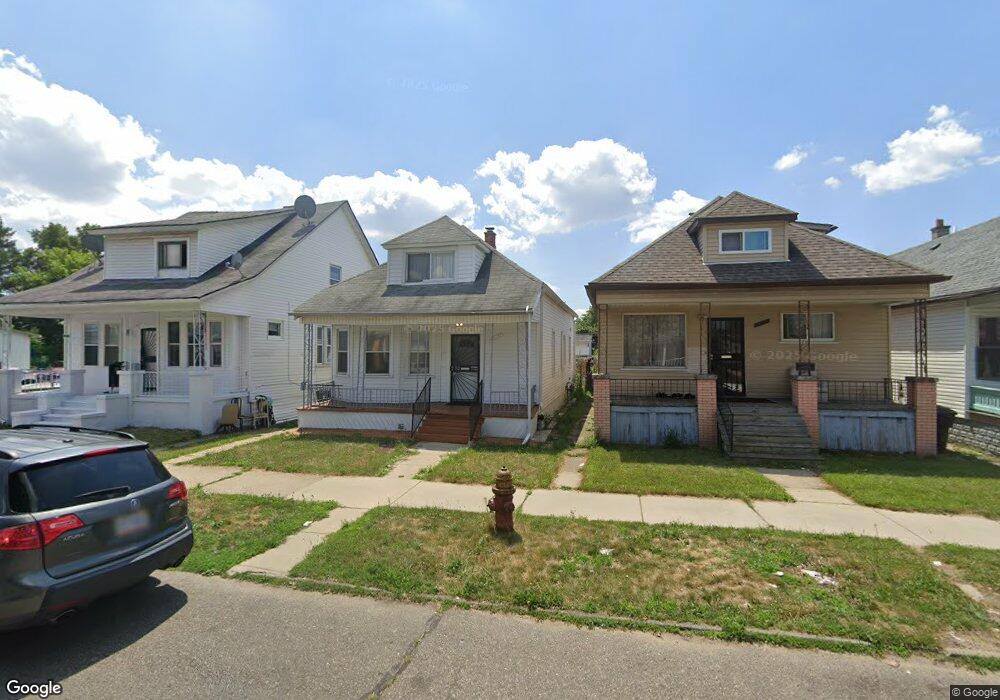 12285 Moran St, HamtraMcK, MI 48212 - photo 1