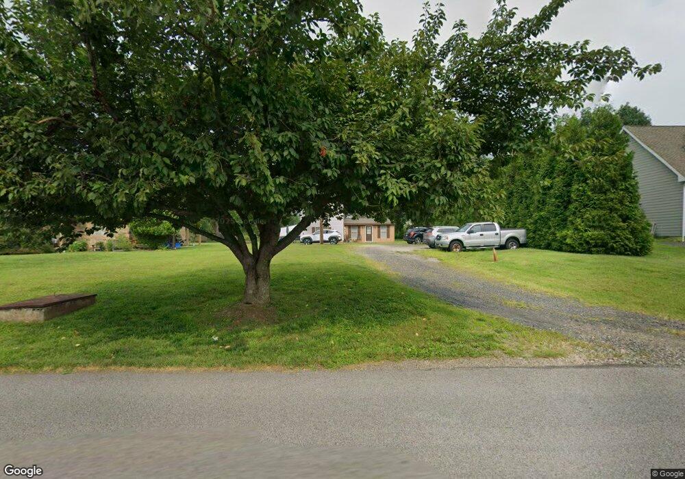 525 Port Indian Rd, Norristown, PA 19403 - photo 1