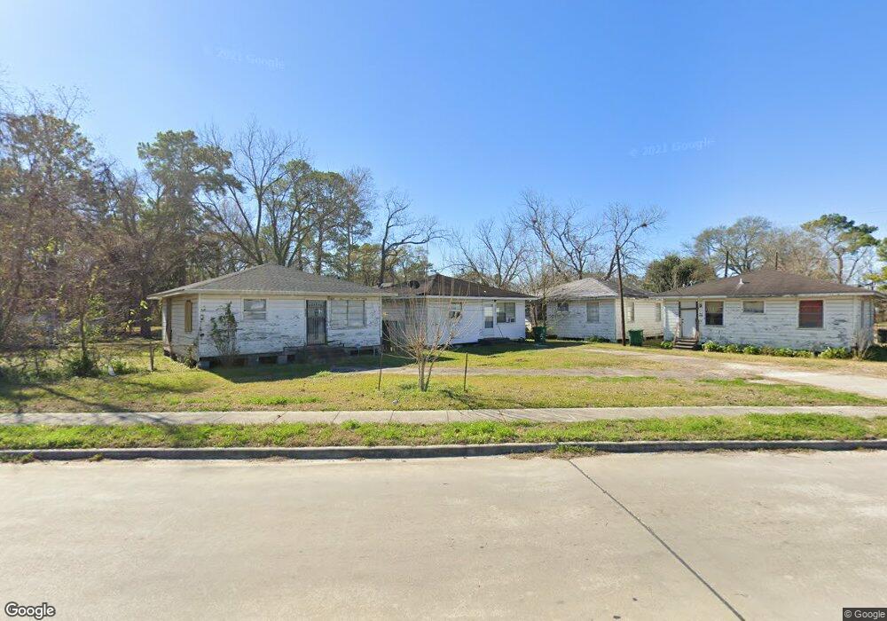 8016 Bertwood St, Houston, TX 77016 - photo 1
