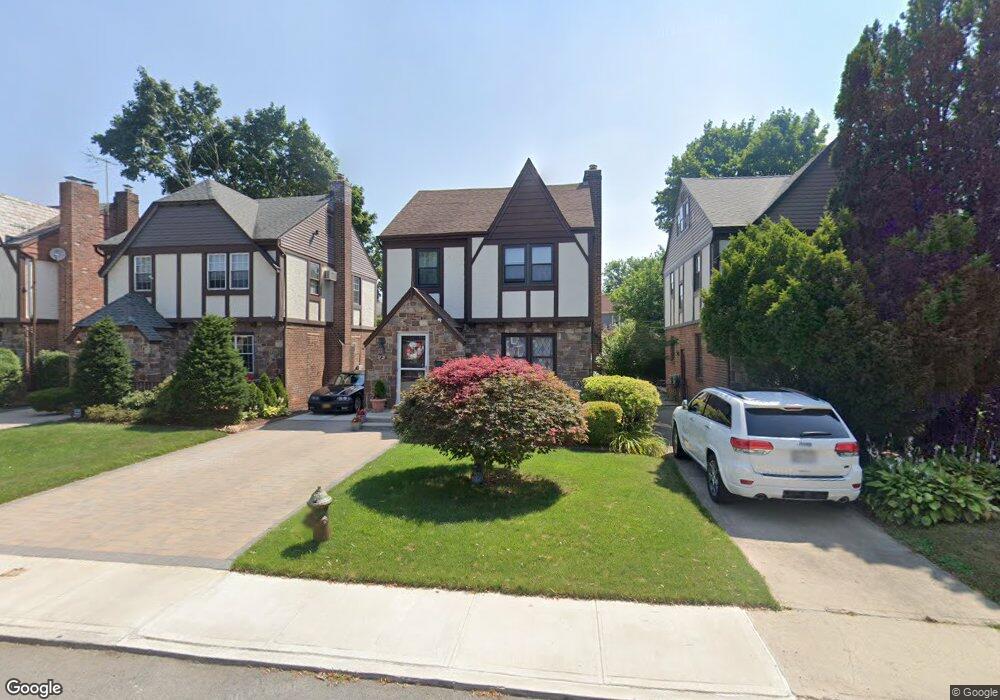 8727 253rd St, Bellerose, NY 11426 - photo 1