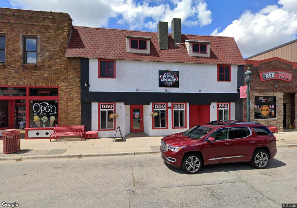 92 16th Ave SW, Cedar Rapids, IA 52404 - photo 1