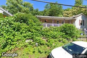 98 Jackson St, Gauley Bridge, WV 25085