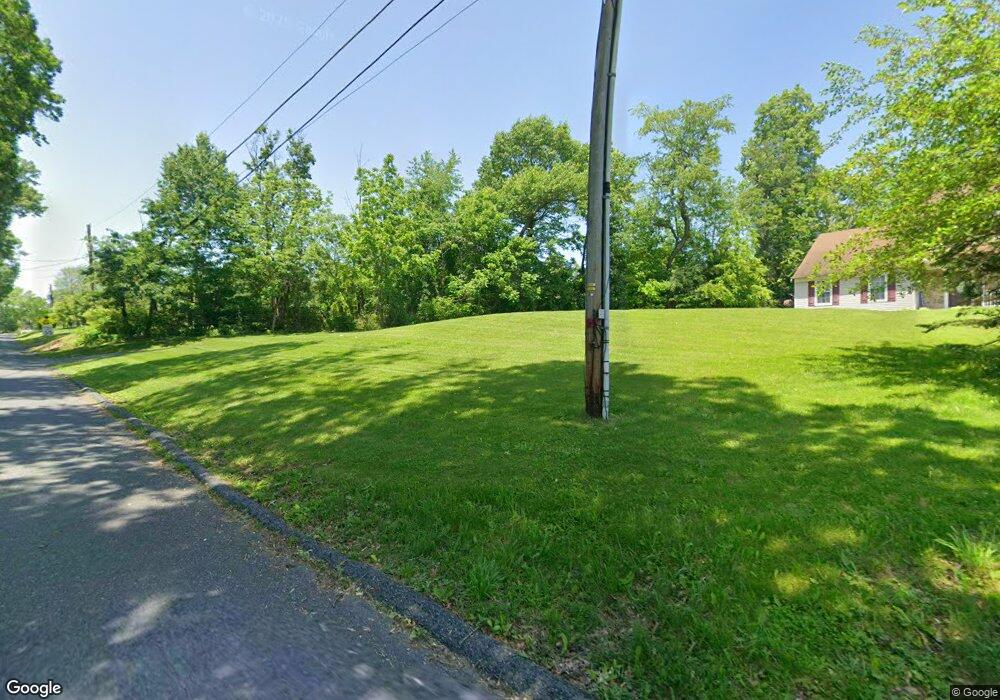 7637 Furnace Rd, Slatington, PA 18080 - photo 1