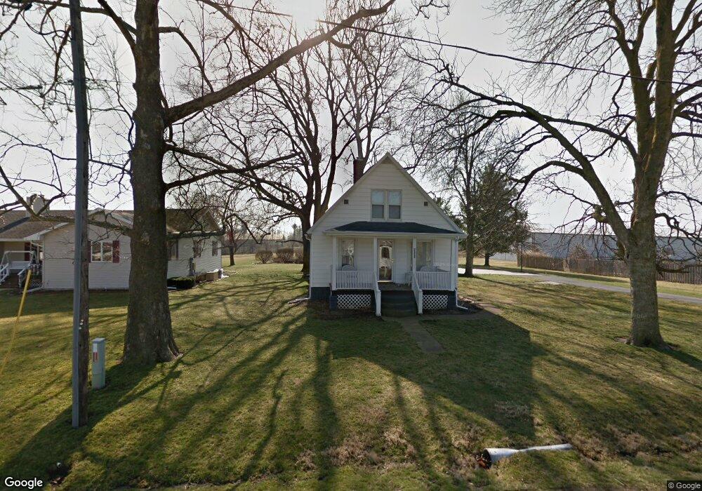 1702 N Logan St, Lincoln, IL 62656 - photo 1