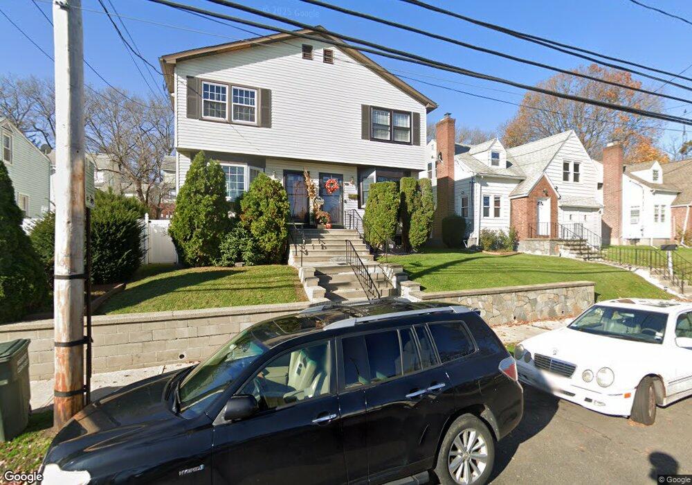 79 Carnegie Ave, Bridgeport, CT 06610 - photo 1