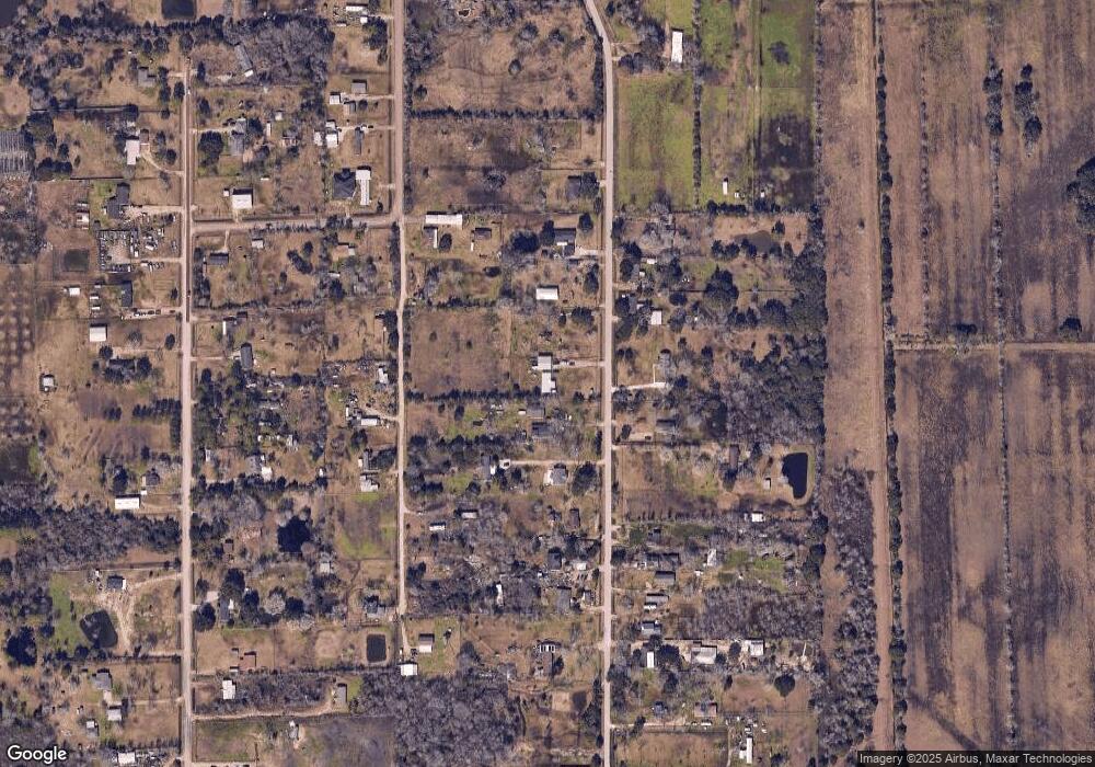 5018 Farmer Rd, Alvin, TX 77511 - photo 1